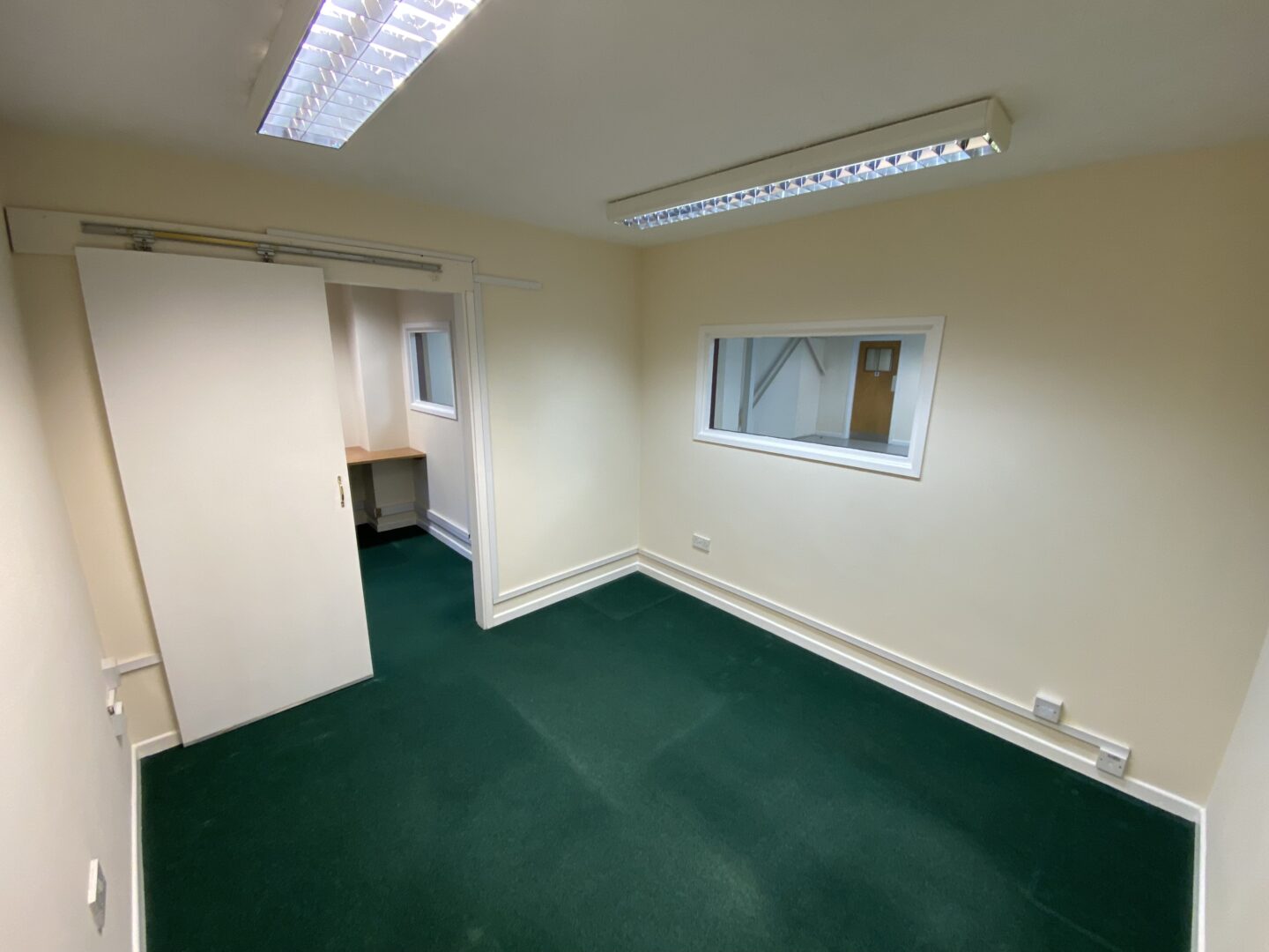 Unit 1 Forest Close, Ebblake Industrial Estate, Verwood